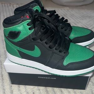 Air Jordan 1 OG PINE GREEN 2.0
